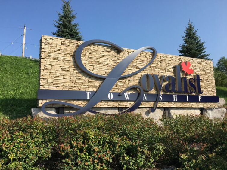 Loyalist Township Highway 401 Sign